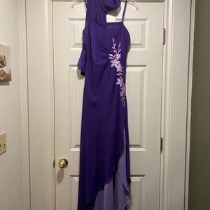 Formal dress/ball gown/NYE dress